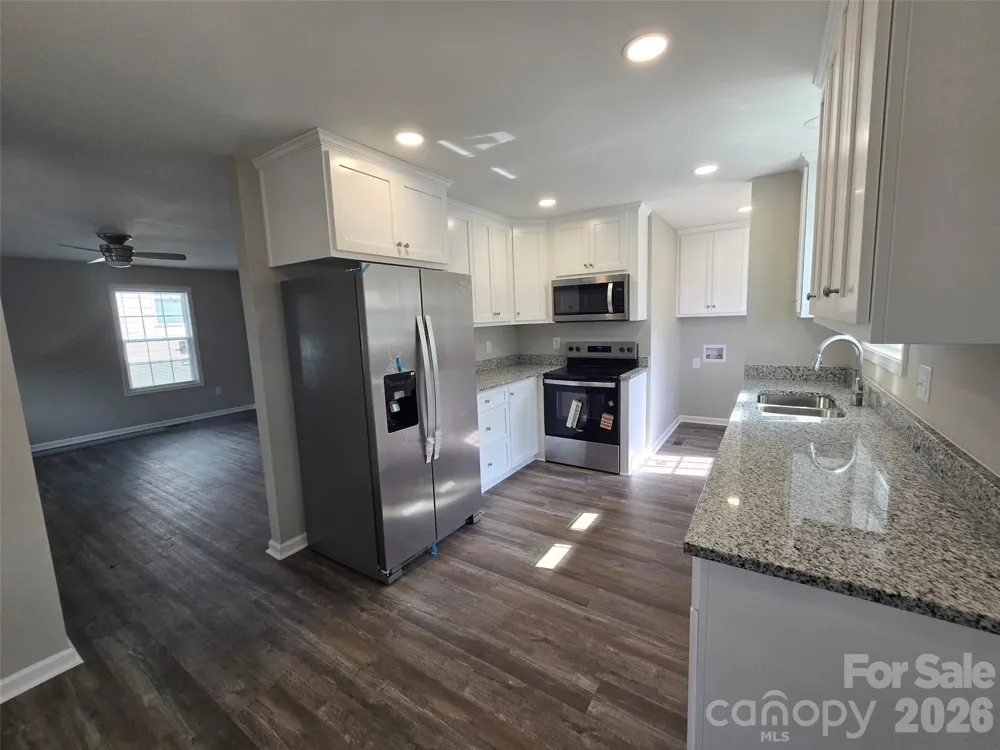 209 W Roswell Street Troy, NC 27371