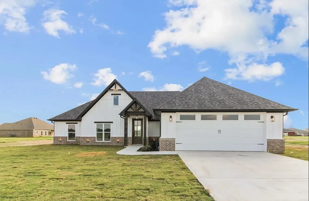 12316 Maplewood Drive Lindale, TX 75771