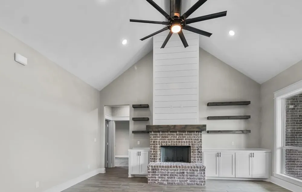 12316 Maplewood Drive Lindale, TX 75771