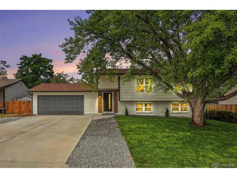 8830 W 92nd Place