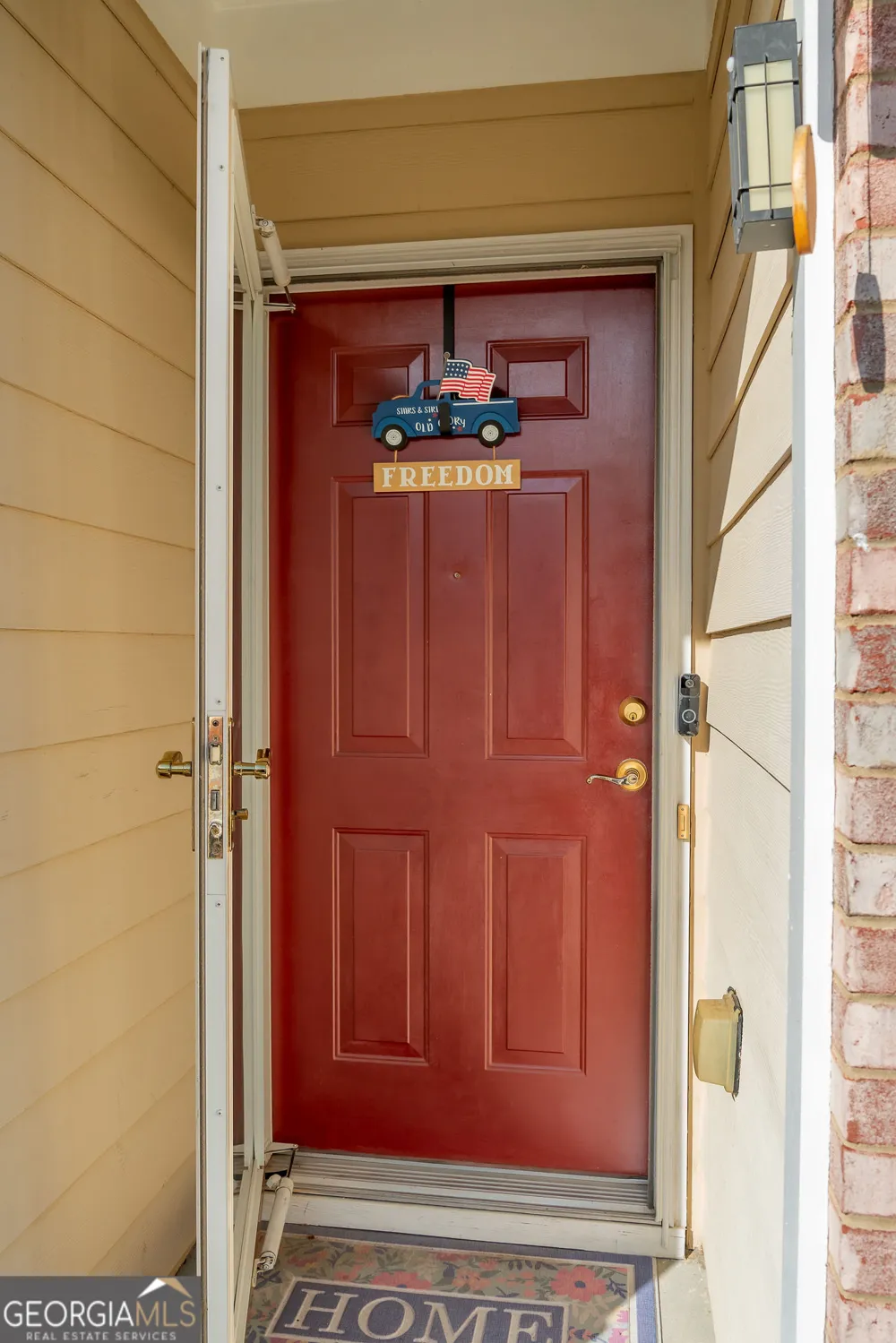 136 Camry LN Grayson, GA 30017