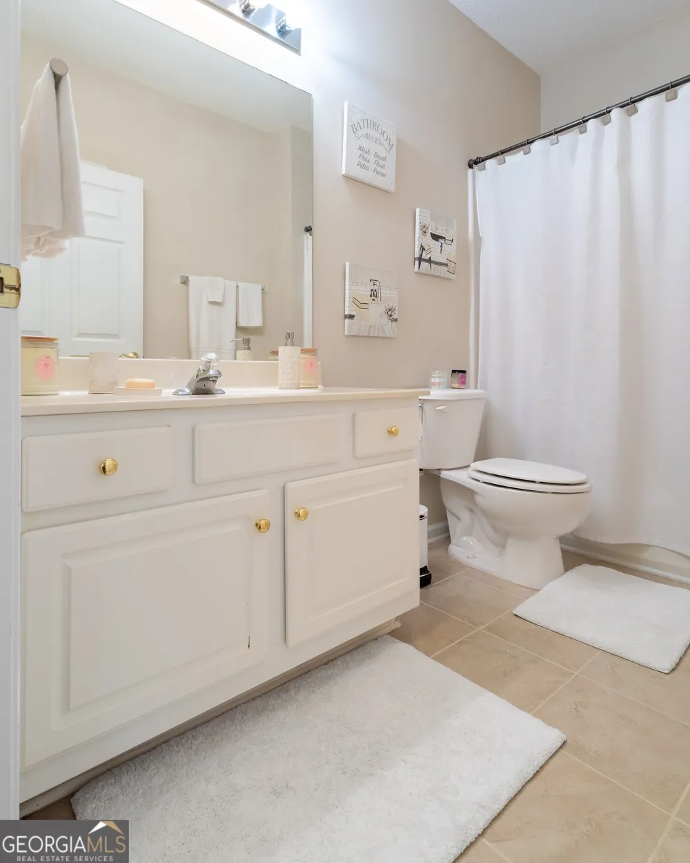 136 Camry LN Grayson, GA 30017