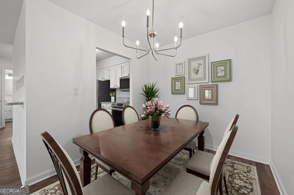 300 Johnson Ferry RD NE Sandy Springs, GA 30328