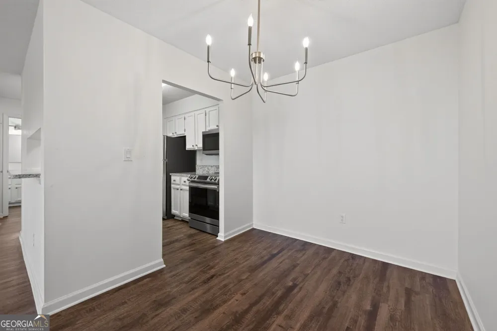 300 Johnson Ferry RD NE Sandy Springs, GA 30328