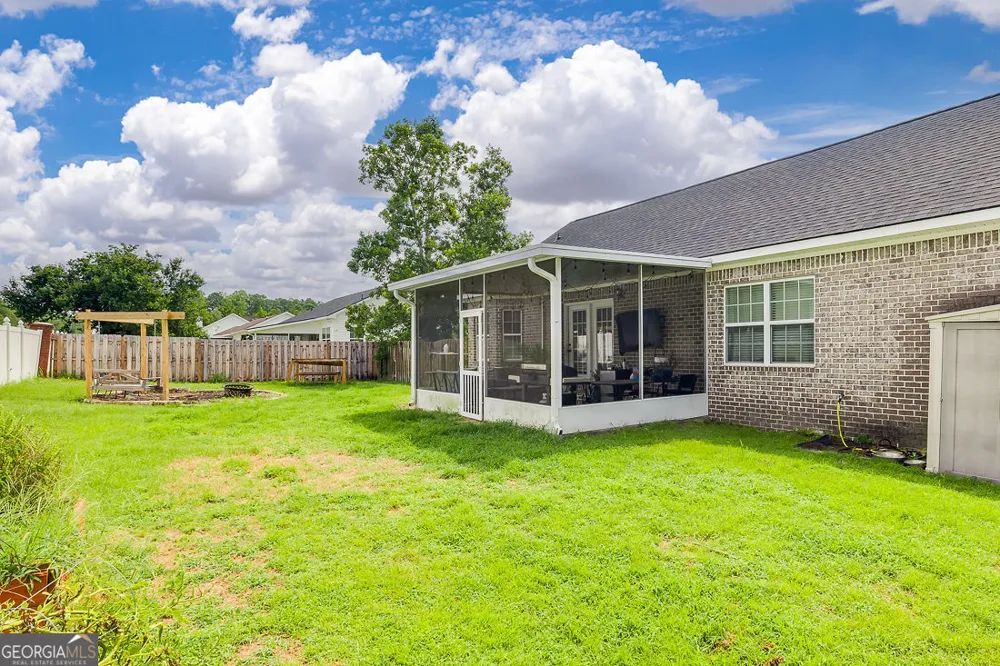105 Harvest DR Springfield, GA 31329