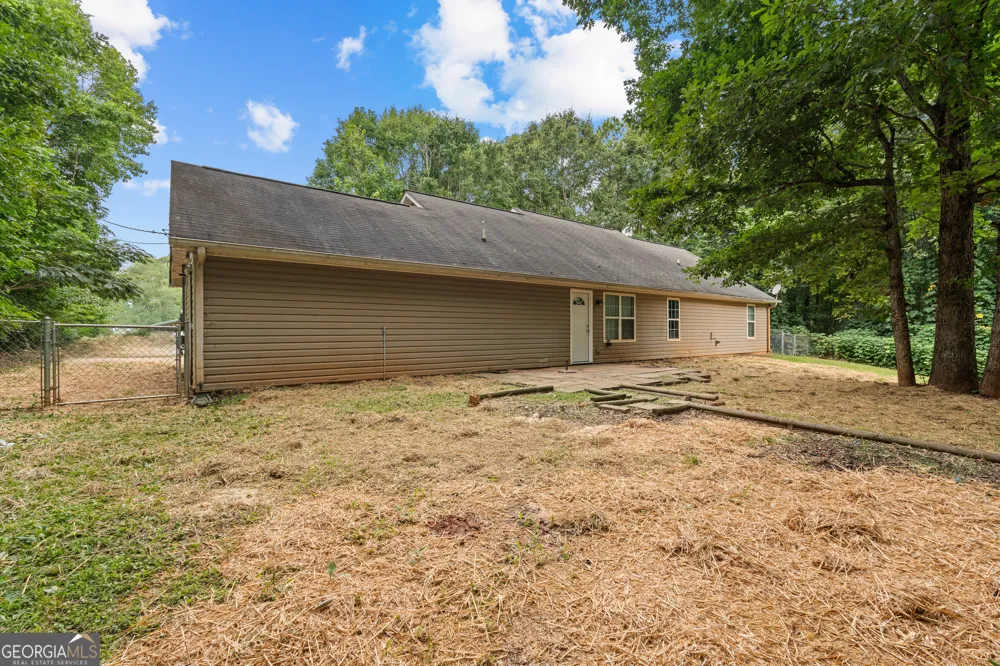 1141 Old 41 HWY Milner, GA 30257