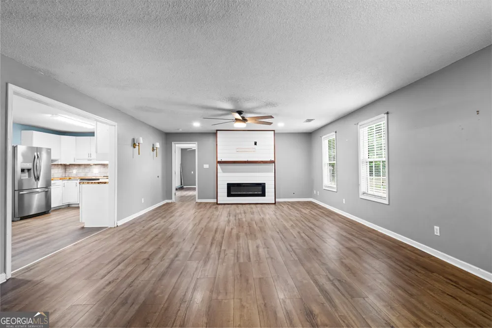 1141 Old 41 HWY Milner, GA 30257