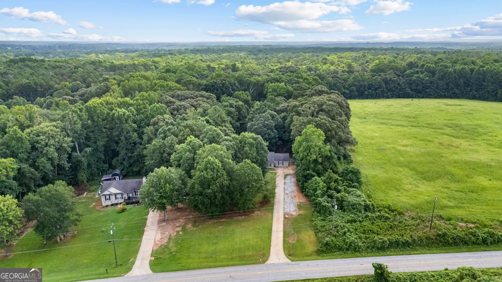 1141 Old 41 HWY Milner, GA 30257
