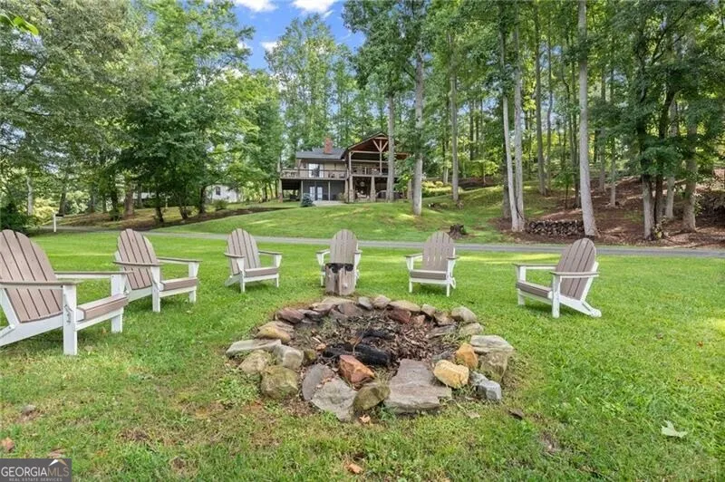 3755 Woods Creek DR Young Harris, GA 30582