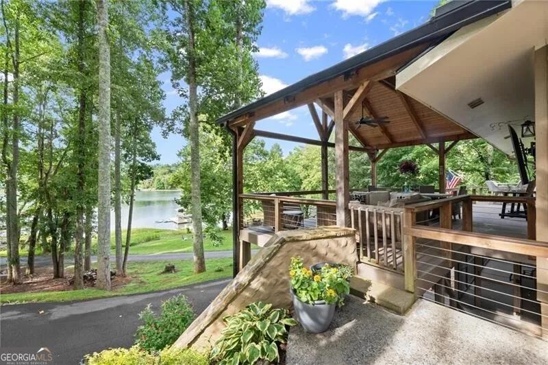 3755 Woods Creek DR Young Harris, GA 30582
