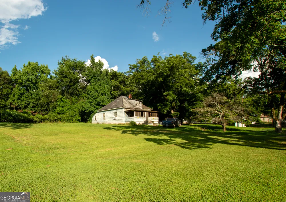 2282 Ga Highway 11 S Hillsboro, GA 31038