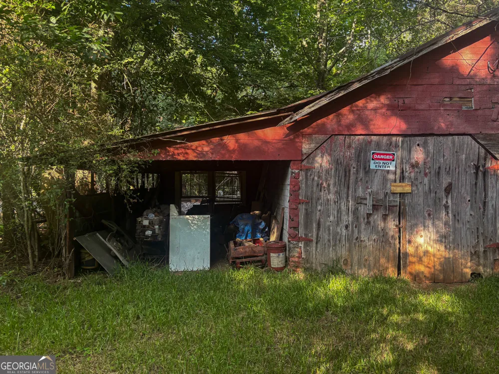 2282 Ga Highway 11 S Hillsboro, GA 31038