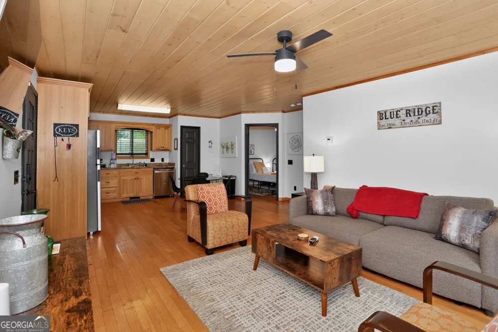 333 Bent Wood LN Blue Ridge, GA 30513