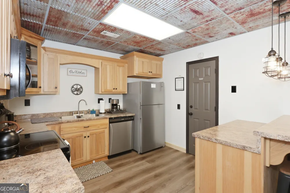 333 Bent Wood LN Blue Ridge, GA 30513