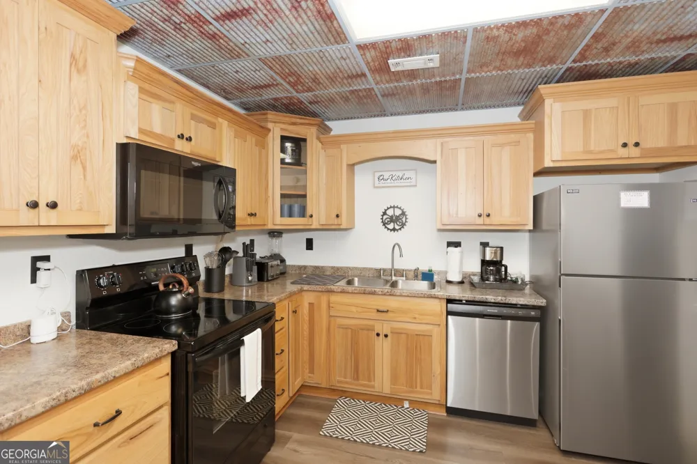 333 Bent Wood LN Blue Ridge, GA 30513