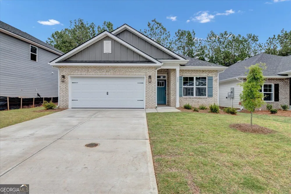 102 Laney DR Carrollton, GA 30117