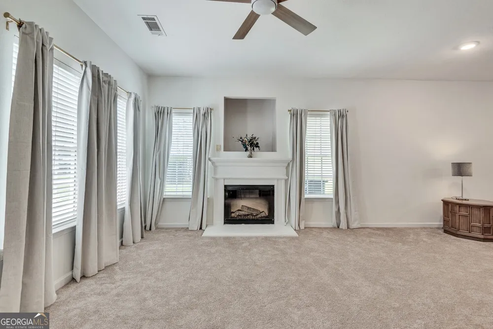 7056 Brookview CRK Riverdale, GA 30274