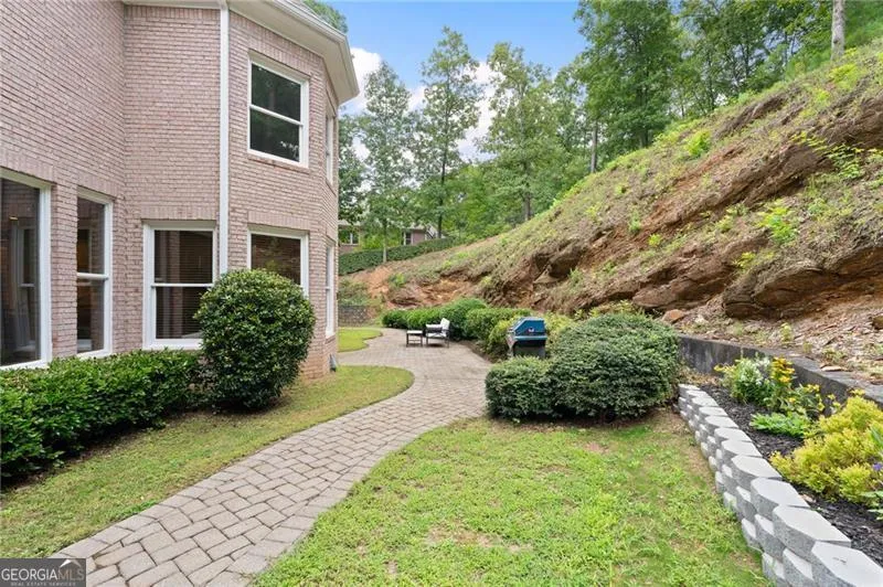 8240 Royal Troon DR Duluth, GA 30097