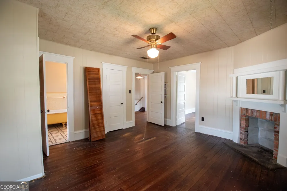 400 First ST Folkston, GA 31537