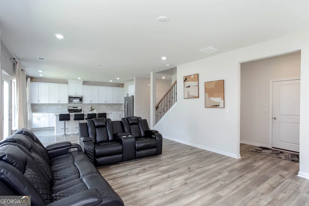 607 Runnel DR Woodstock, GA 30188