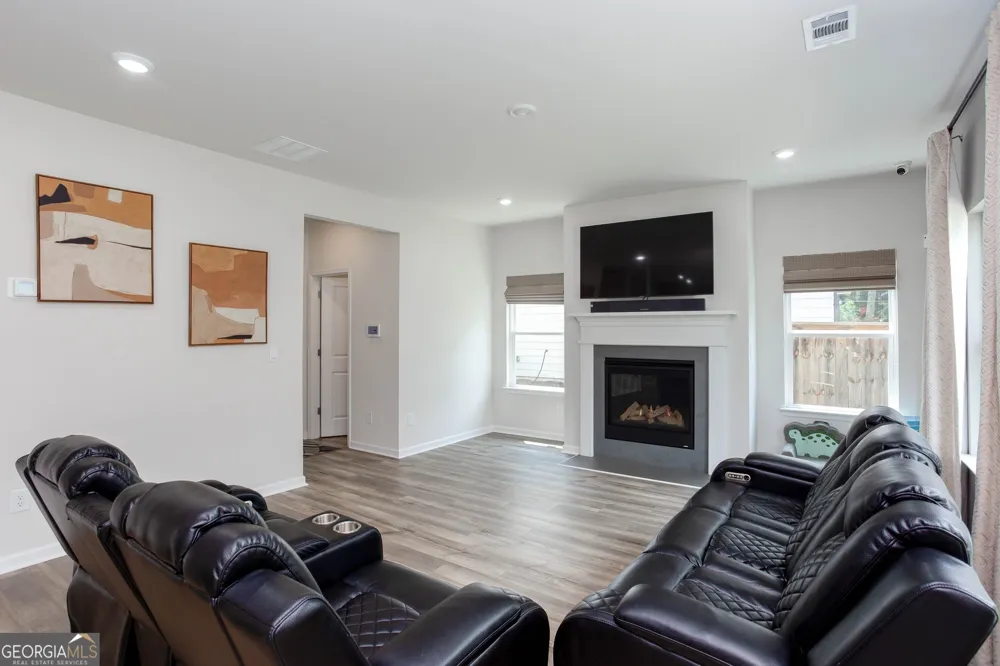 607 Runnel DR Woodstock, GA 30188