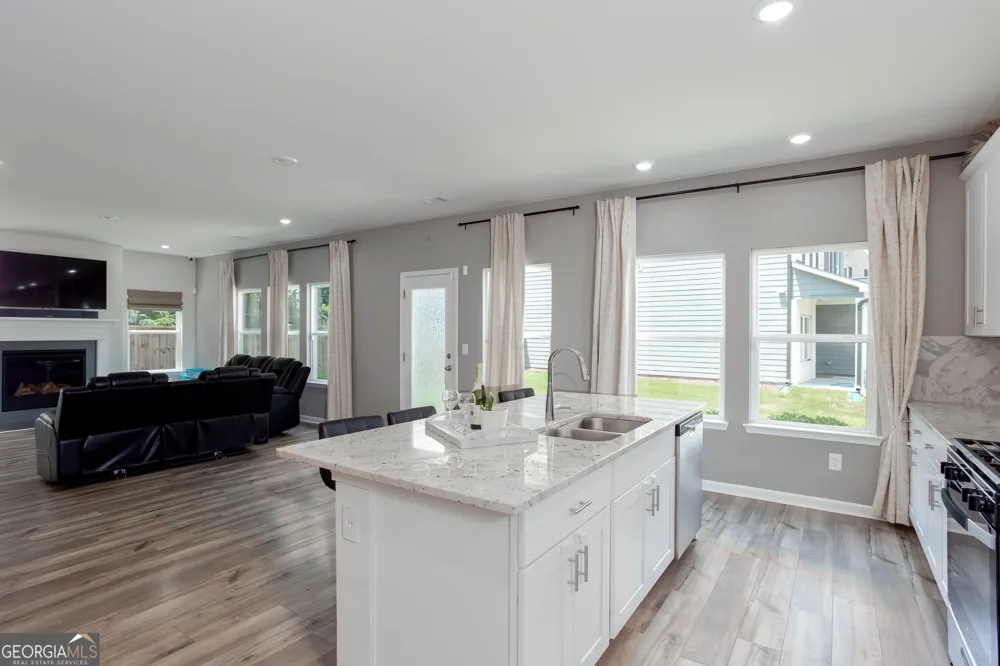 607 Runnel DR Woodstock, GA 30188
