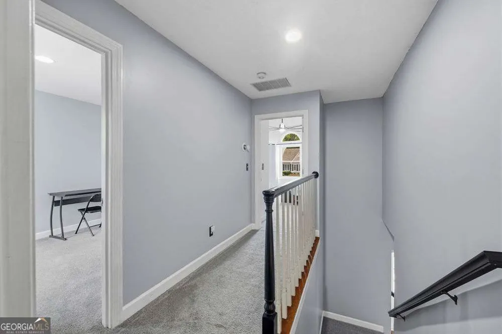 8 Vernon Glen CT Sandy Springs, GA 30338