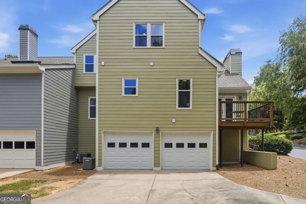 8 Vernon Glen CT Sandy Springs, GA 30338