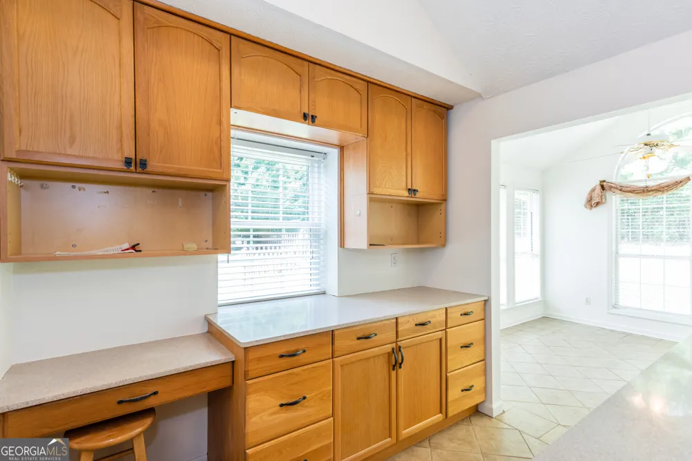289 Marsha WAY Sharpsburg, GA 30277