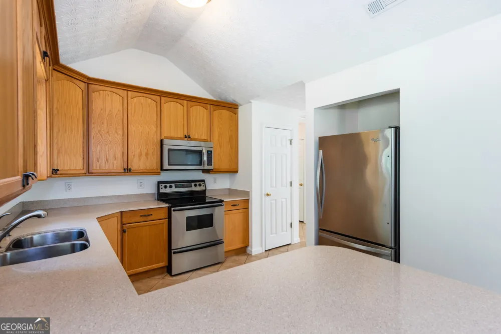 289 Marsha WAY Sharpsburg, GA 30277