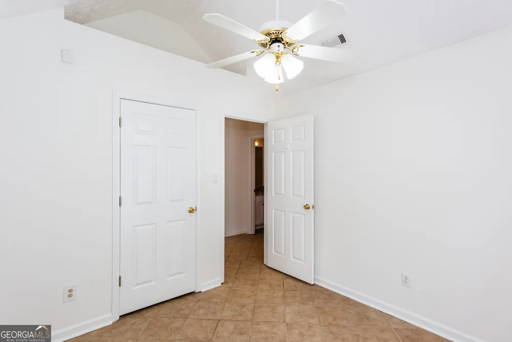 289 Marsha WAY Sharpsburg, GA 30277