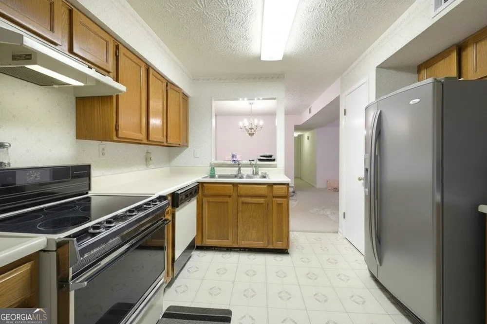 6483 Northridge WAY Morrow, GA 30260
