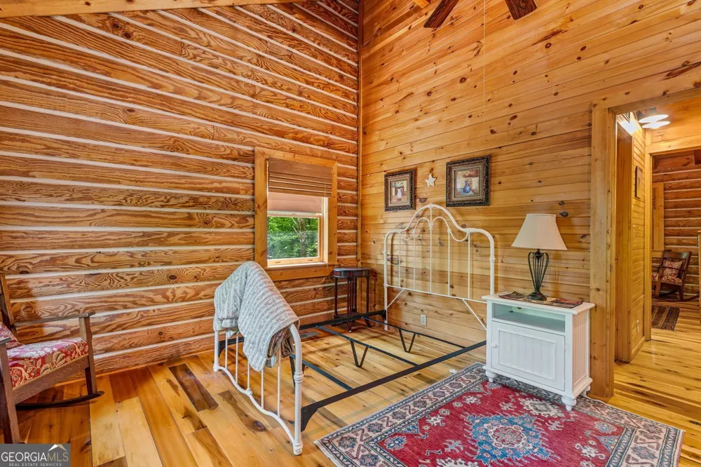 154 Summer LN Clayton, GA 30525