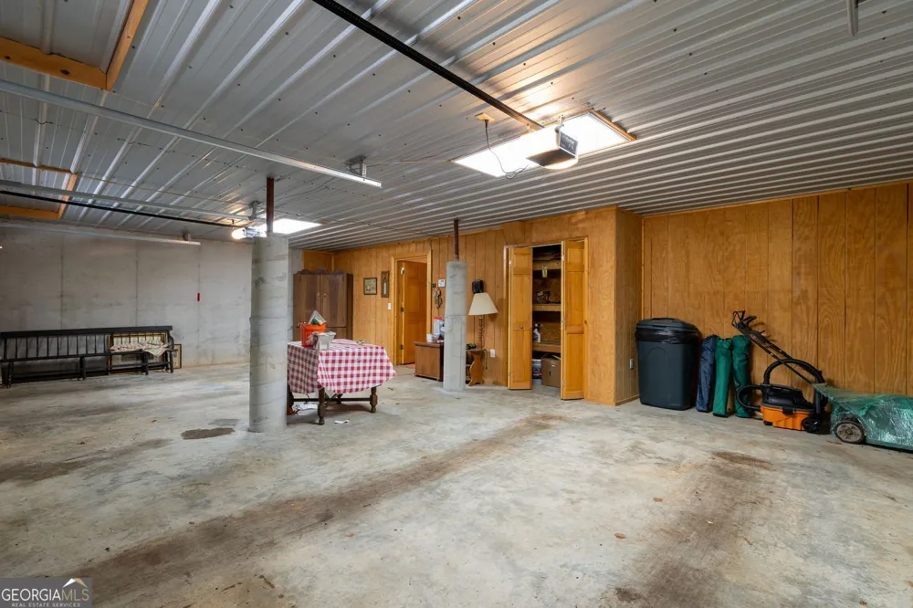 154 Summer LN Clayton, GA 30525