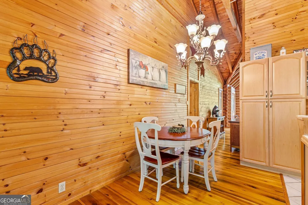 154 Summer LN Clayton, GA 30525
