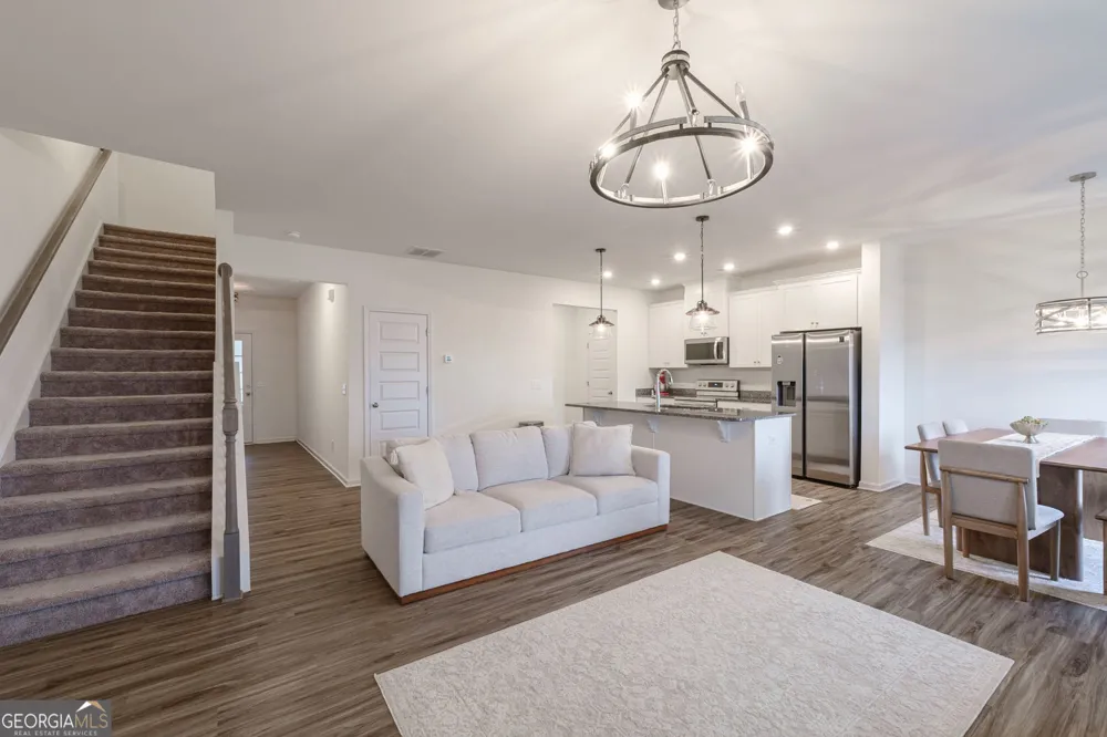 139 Madison BND Woodstock, GA 30188