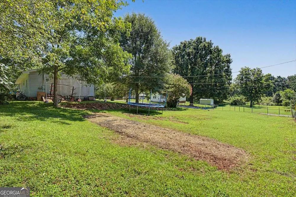 3 Hammond DR SW Plainville, GA 30733