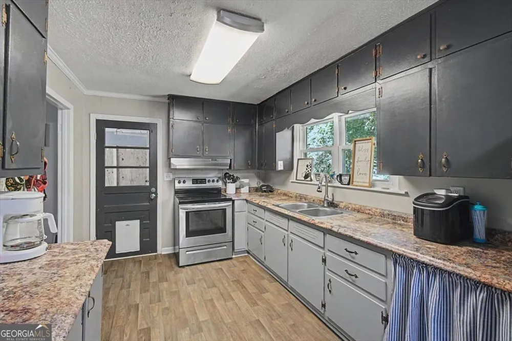 3 Hammond DR SW Plainville, GA 30733
