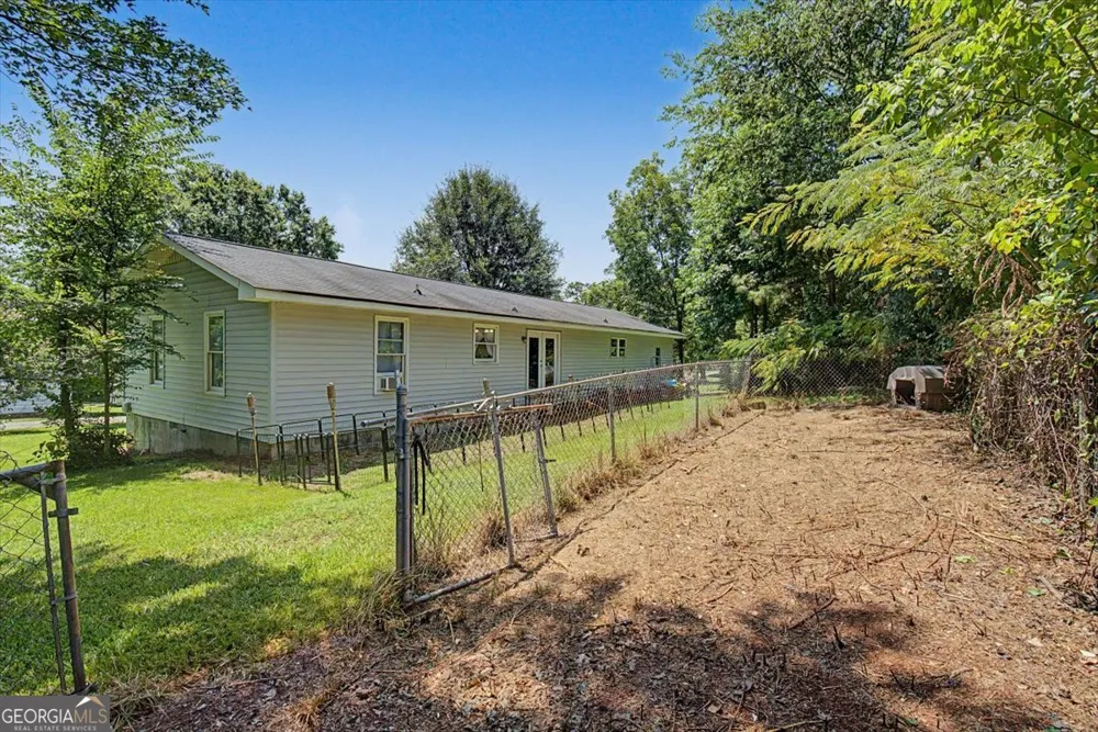 3 Hammond DR SW Plainville, GA 30733