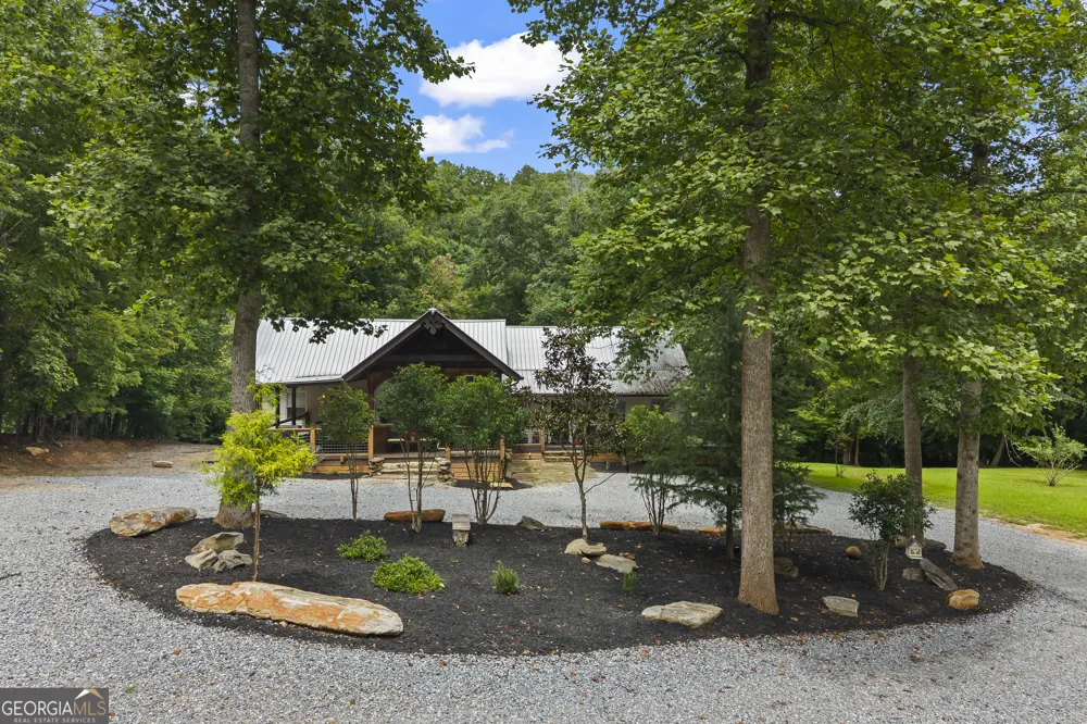 2374 Dean Mountain RD Cleveland, GA 30528
