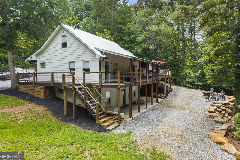 2374 Dean Mountain RD Cleveland, GA 30528