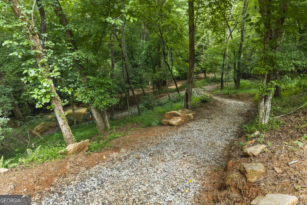 2374 Dean Mountain RD Cleveland, GA 30528