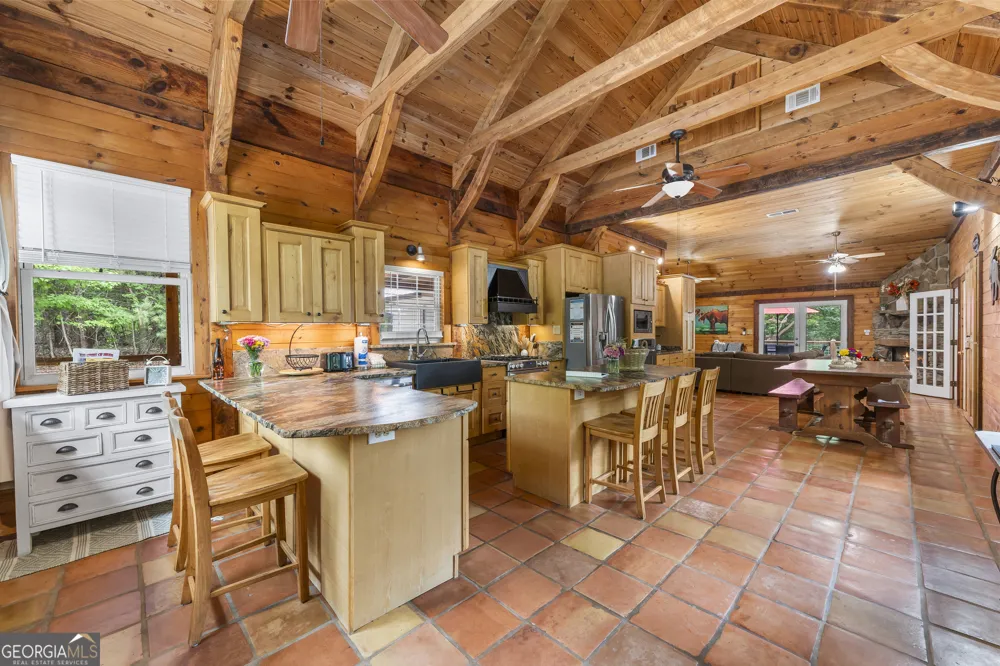 2374 Dean Mountain RD Cleveland, GA 30528