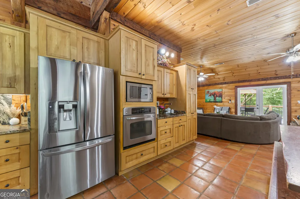 2374 Dean Mountain RD Cleveland, GA 30528