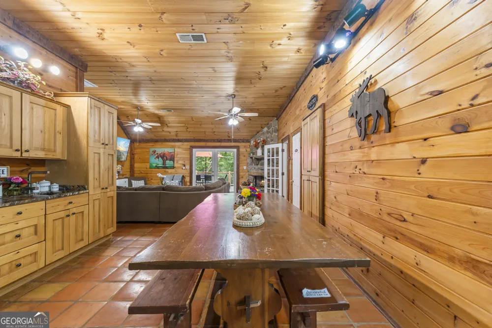 2374 Dean Mountain RD Cleveland, GA 30528