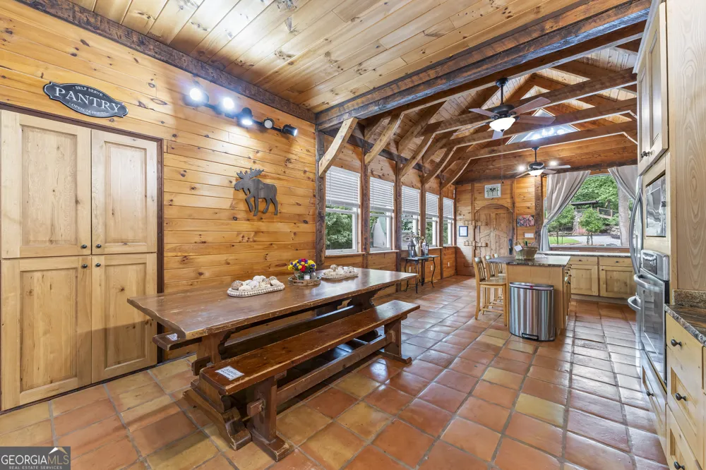 2374 Dean Mountain RD Cleveland, GA 30528
