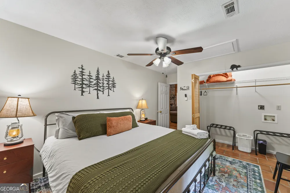 2374 Dean Mountain RD Cleveland, GA 30528