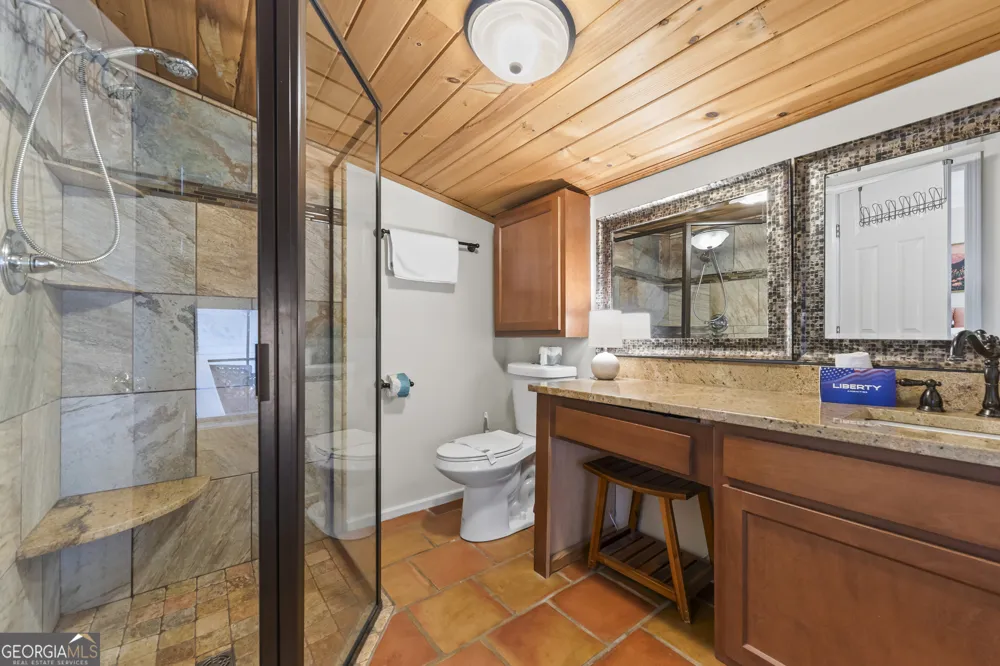 2374 Dean Mountain RD Cleveland, GA 30528