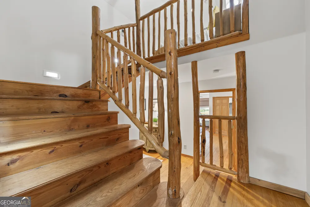 2374 Dean Mountain RD Cleveland, GA 30528