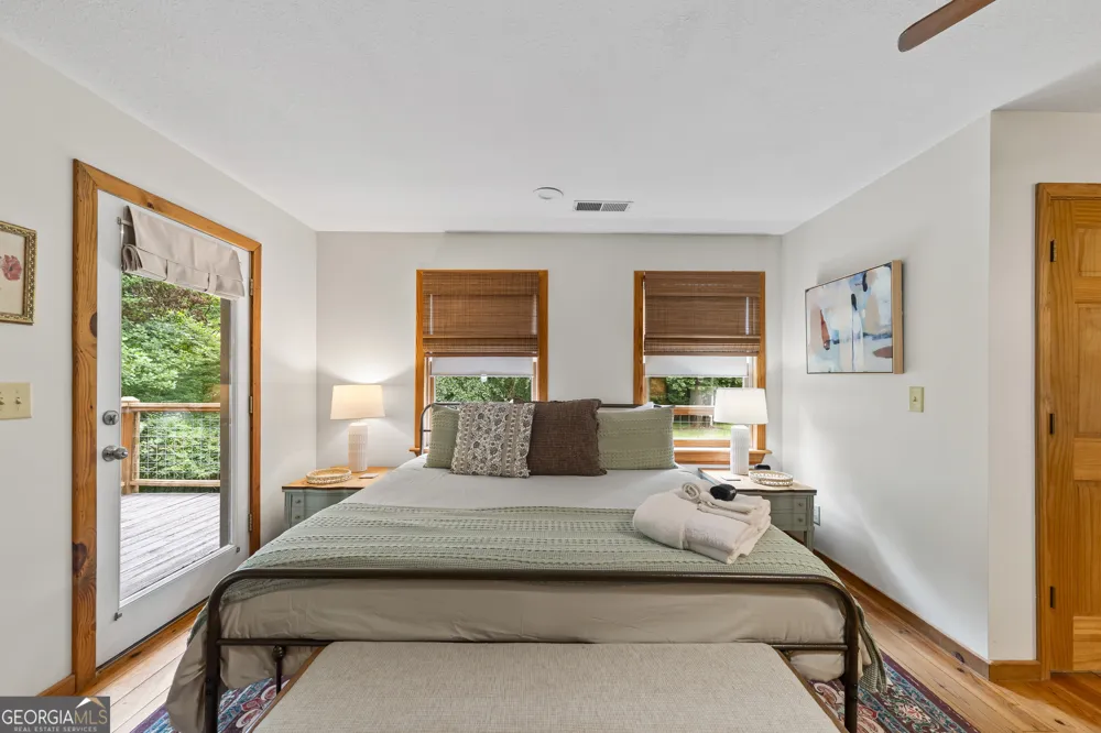 2374 Dean Mountain RD Cleveland, GA 30528